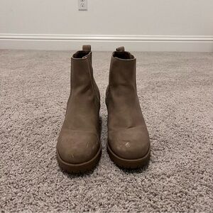 Women’s Taupe Leather Ankle Boots